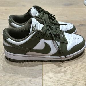 Nike dunk low